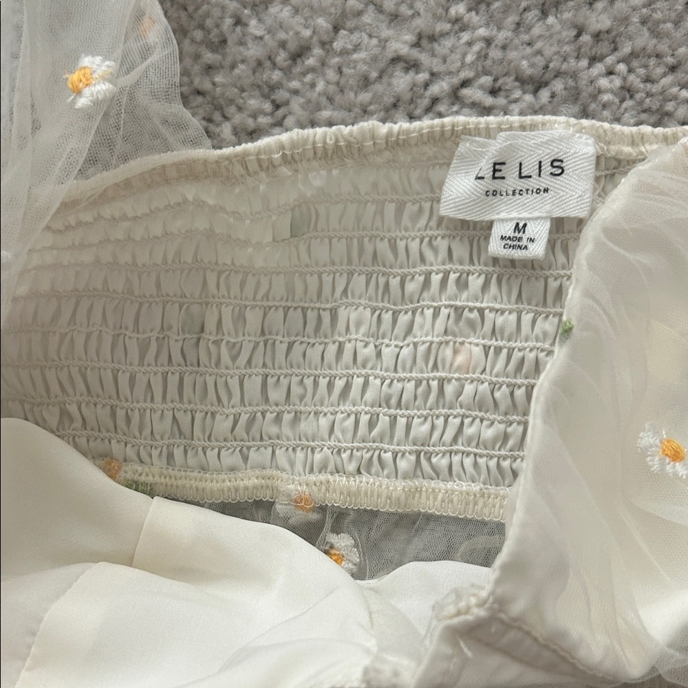 Elis*** Cream Daisy-Embroidered Mesh Peplum Camisole - Picture 5 of 6